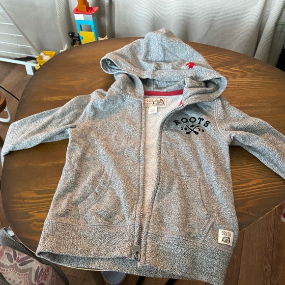 Roots | Shirts u0026 Tops | Roots Cabin Hoodie Size 4 | Poshmark